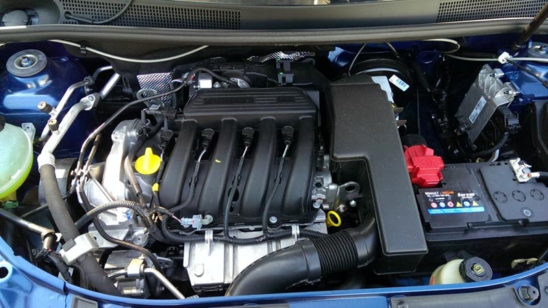 фото рено логан двигатель