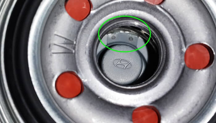 Контрафактный масляный фильтр Киа Рио 4