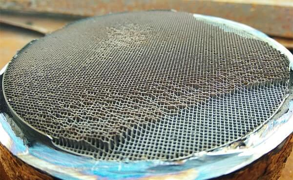 Разрушенный катализатор киа рио 3 2011-2017