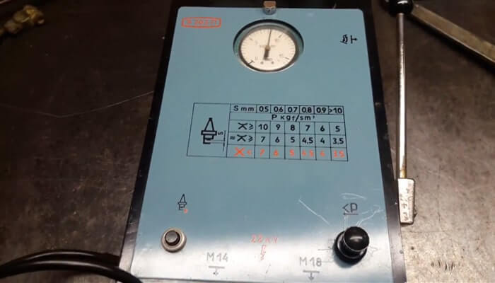 Прибор для проверки состояние свечей зажигания Киа Рио 3