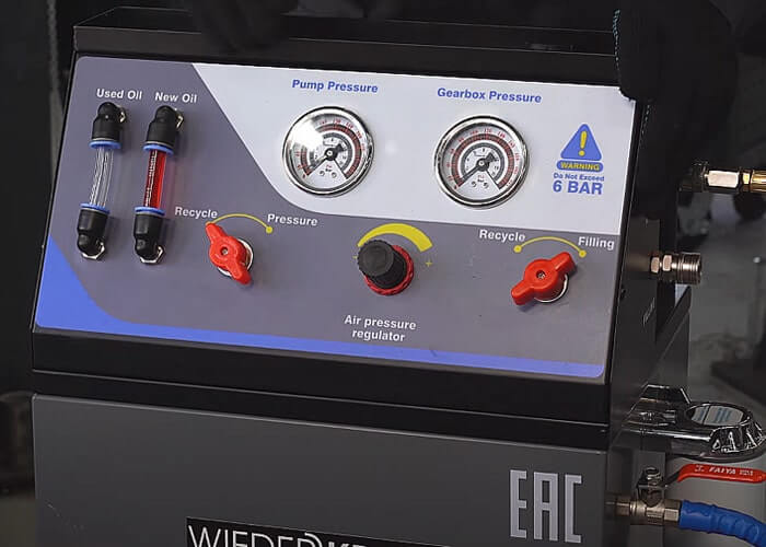 Больше всего масла нужно при замене на аппарате