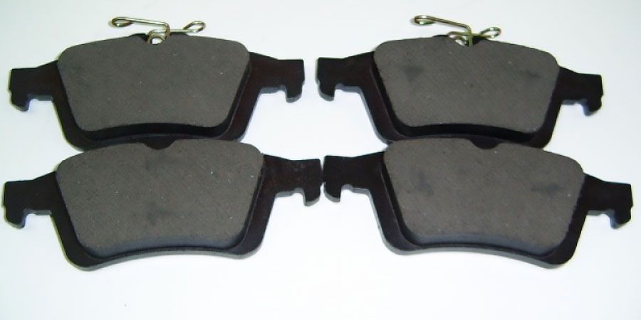 Замена тормозных колодок Kia Rio