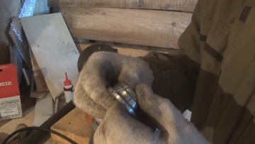 Снятая обойма подшипника Обойма подшипника ступицы KIA Rio