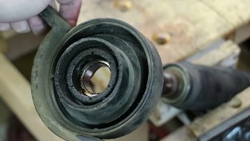 Снятие подвесного подшипника карданного вала Киа Спортейдж 3