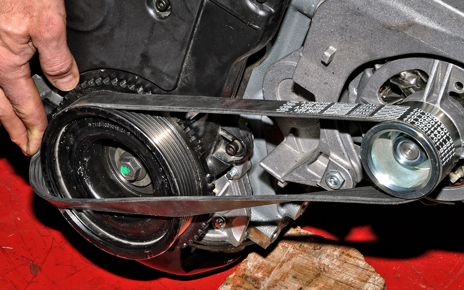 процесс замены ремня генератора kia rio