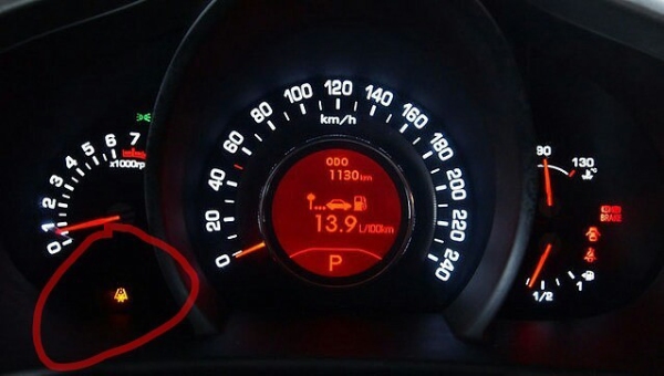 Снежинка на панель приборов 