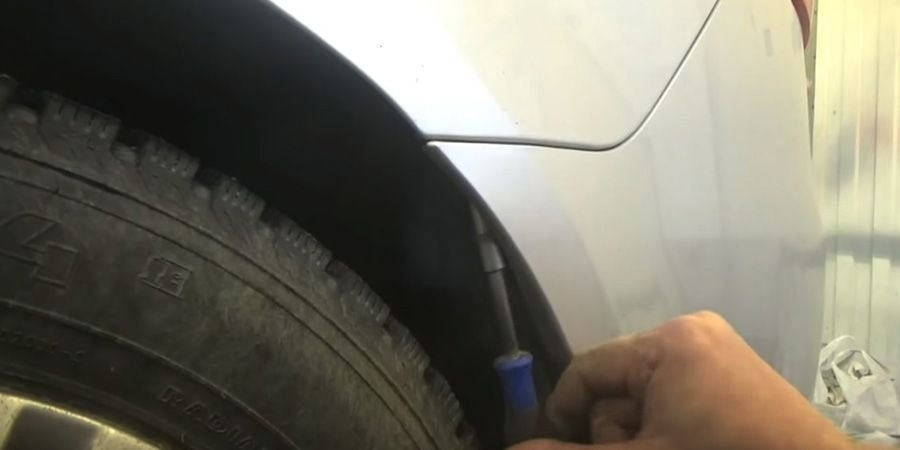 Снятие заднего бампера Киа Рио