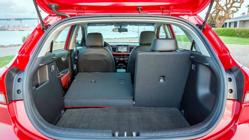 рио технические характеристики 1 4 хэтчбек