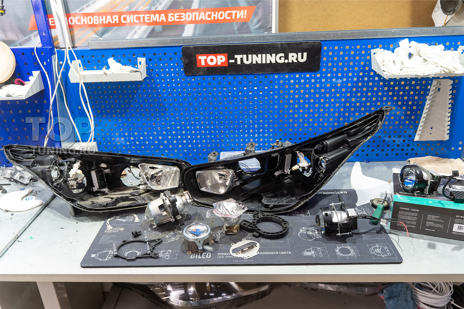 106313 Bi LED линзы вместо штатных в оптику Kia Ceed 2 (2015-2018)