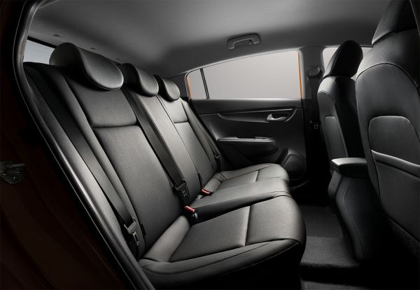 KIA Rio X-line 2017, задние сидения