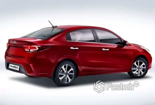 Kia Rio 2016 седан, вид сбоку