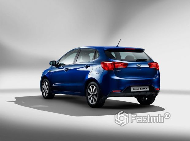 Kia Rio 2015 хэтчбек рестайлинг, люк топливного бака