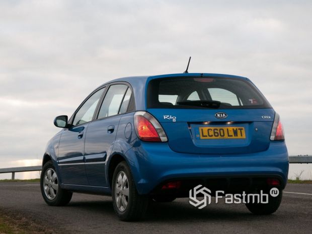 Kia Rio 2009 хэтчбек рестайлинг, люк топливного бака
