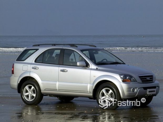 Kia Sorento 2006 рестайлинг, вид сбоку