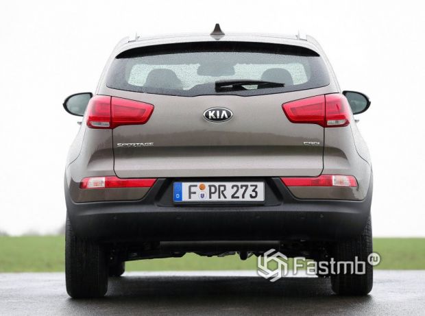Kia Sportage 2014 рестайлинг, вид сзади