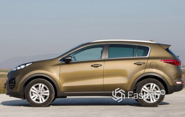 Kia Sportage 2016, вид сбоку
