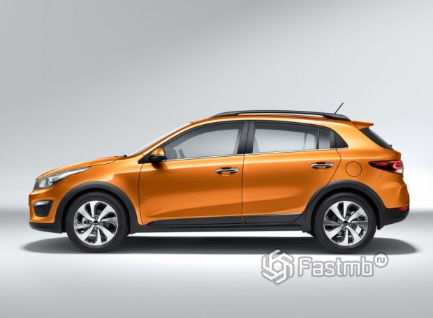 Kia Rio X-Line 2017, люк топливного бака