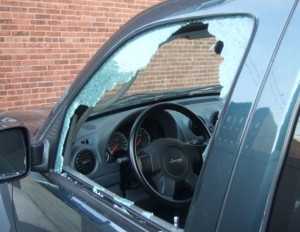 Можно разбить стекло, если ничего другого не остаётся