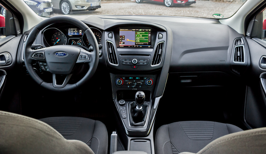 ford focus или kia ceed
