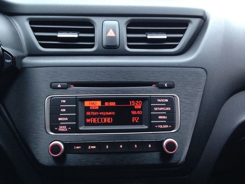 Установка и подключение магнитолы в Киа Рио