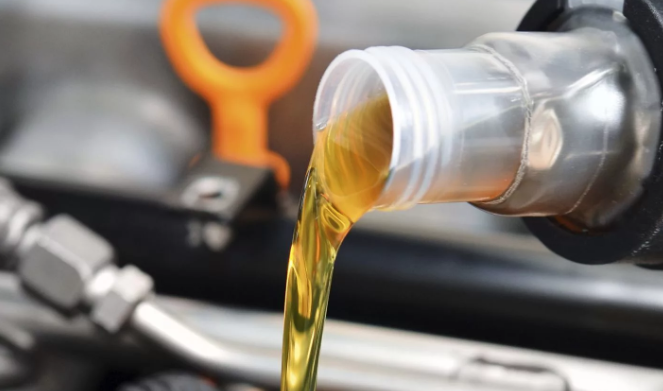 доливка масла