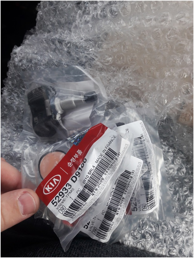 Оригинальные датчики давления в шинах Kia Sportage 4