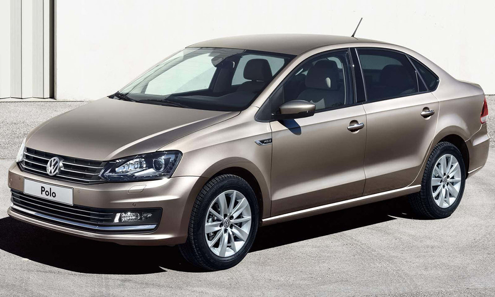 Volkswagen Polo на трассе