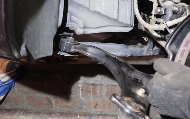 Заведение размера в переднее крепление