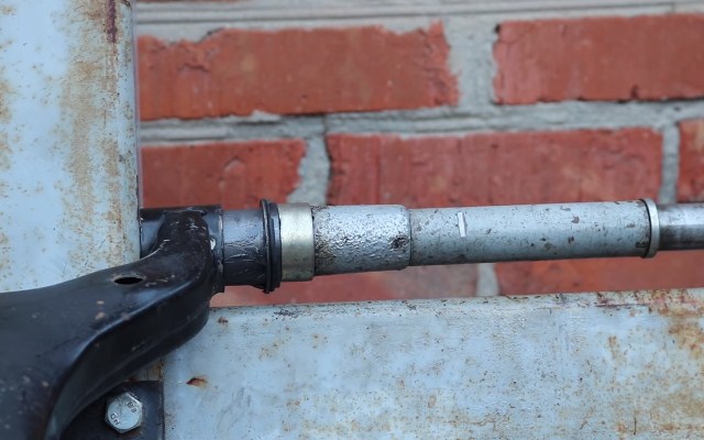 Запрессовывание сайлентблока при помощи гидравлики