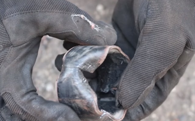 Наружная обоев сайлентблока после выпресовывания