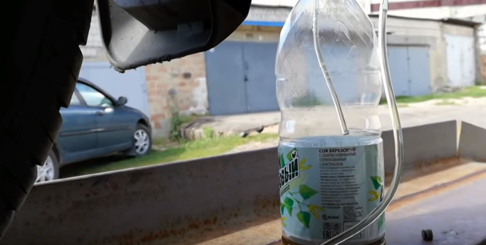 Замена тормозной жидкости на Киа Рио – периодичность замены и особенности выбора