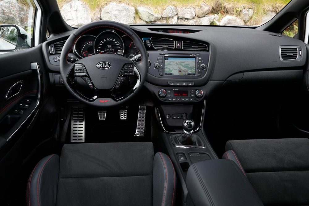 Kia Ceed салон