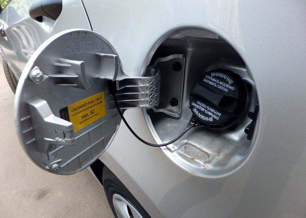 киа рио заправка