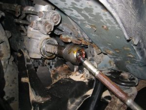 Погнуло рулевую тягу 