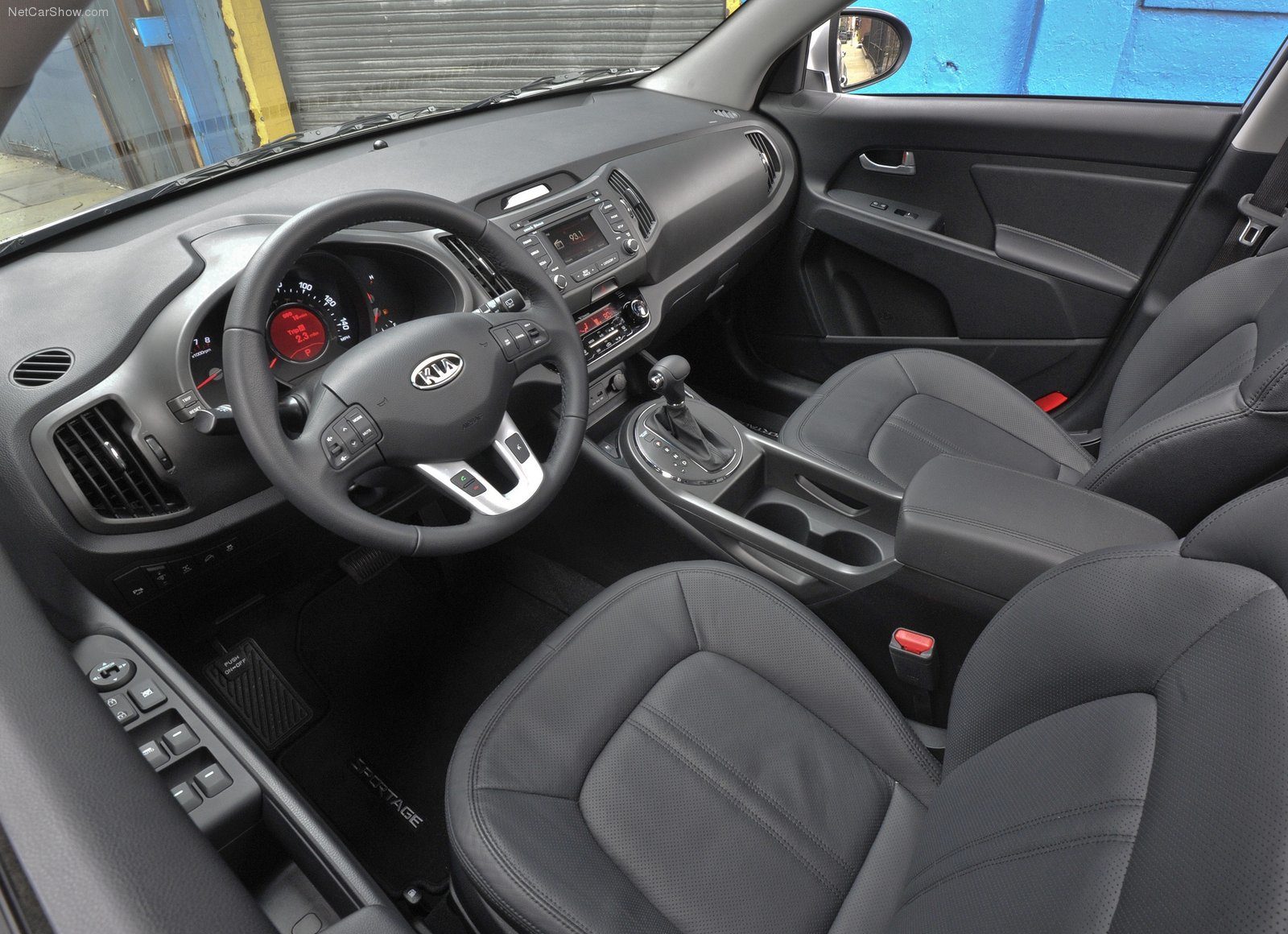 Интерьер Киа Спортейдж 3 поколения