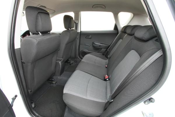 Салон Kia Ceed SW 2009