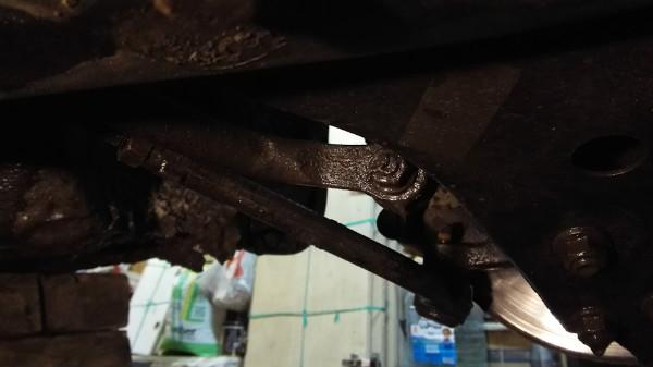 Палец наконечника в поворотном кулаке