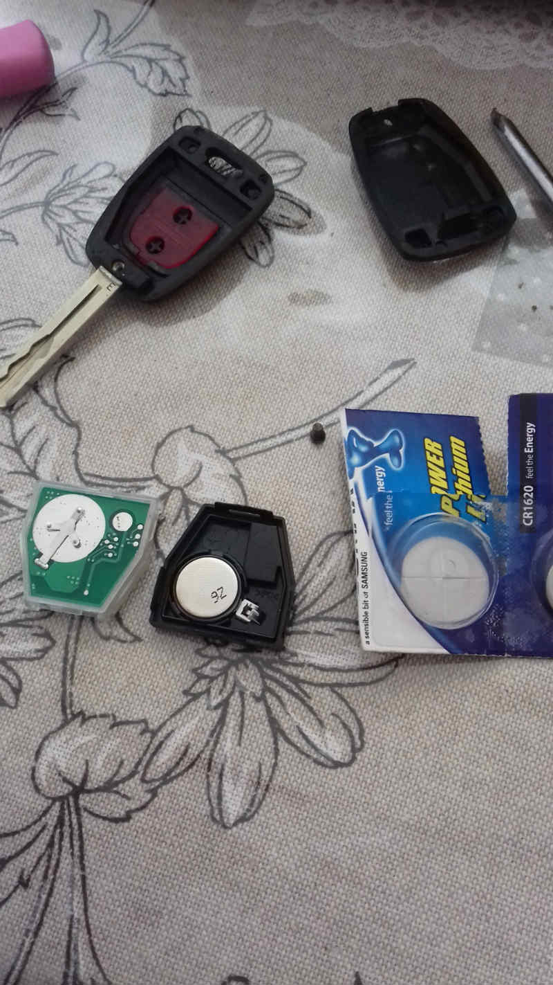 замена батарейки ключ киа сид ед