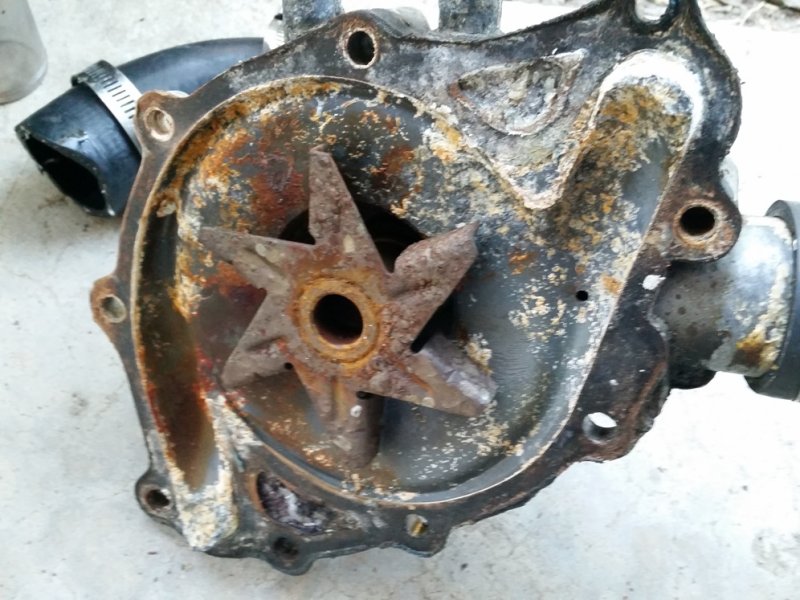 Гул от водяной помпы