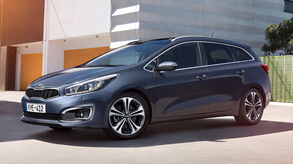 Замена фильтра на «Киа Сид»