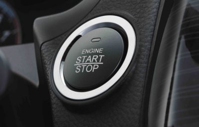 Кнопка запуска двигателя 