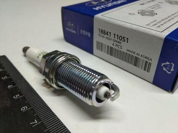 Свечи зажигания 1884111051